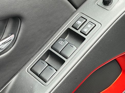 Used 2025 Nissan Frontier PRO-4X AWD/4WD image 21