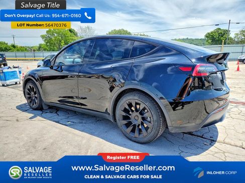 Used 2021 Tesla Model Y Long Range AWD/4WD image 3