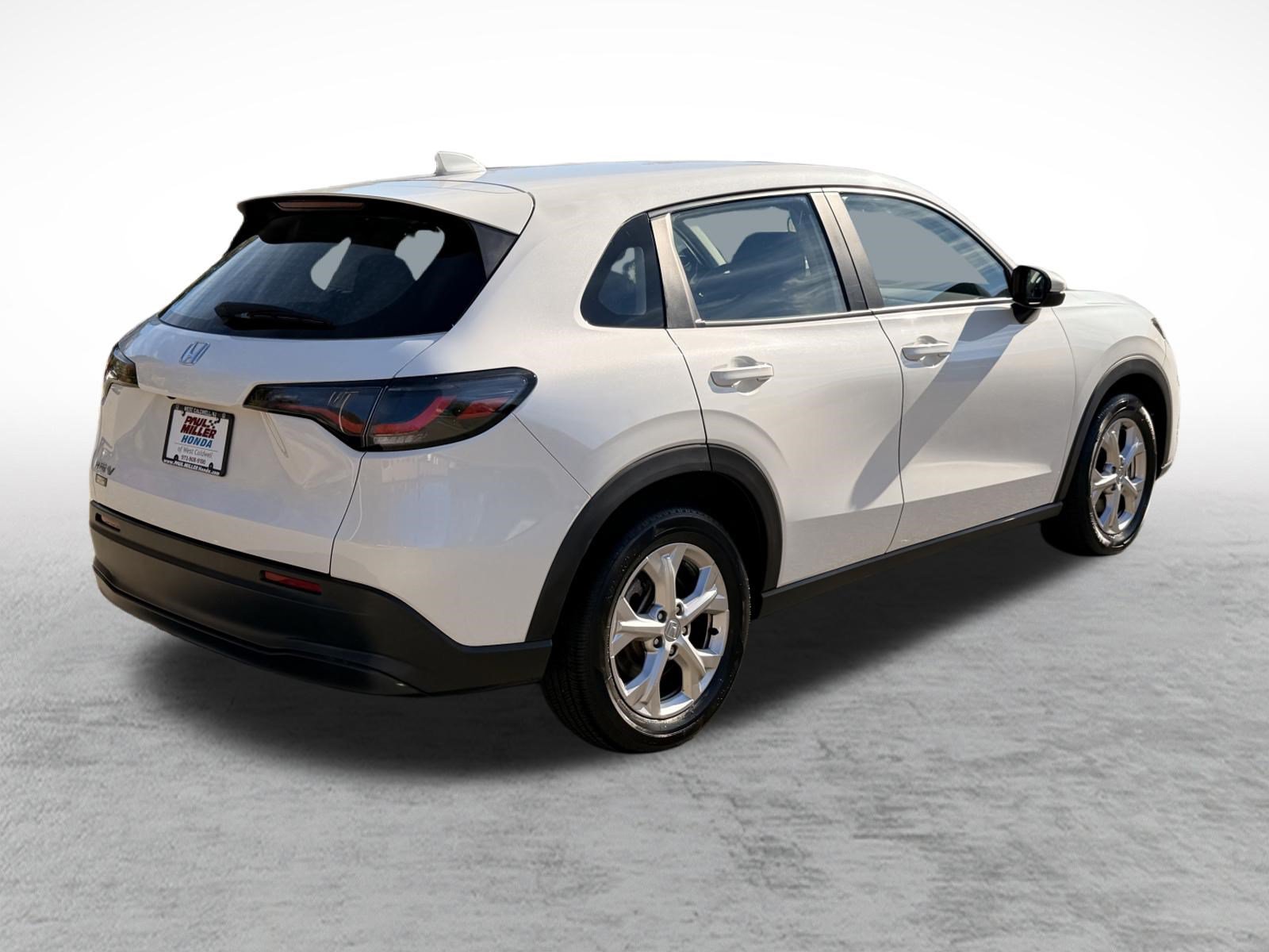 Used 2025 Honda HR-V LX image 6