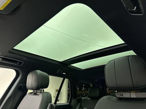 New 2026 Land Rover Range Rover SE AWD/4WD image 11