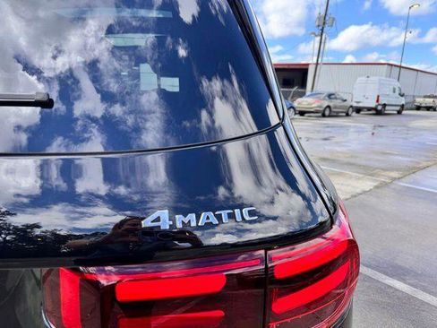 Certified 2024 Mercedes-Benz GLB 250 4MATIC image 23