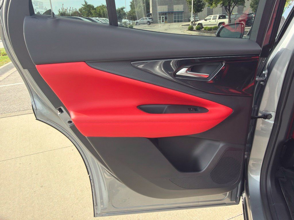 Used 2024 Chevrolet Blazer EV RS AWD/4WD image 38
