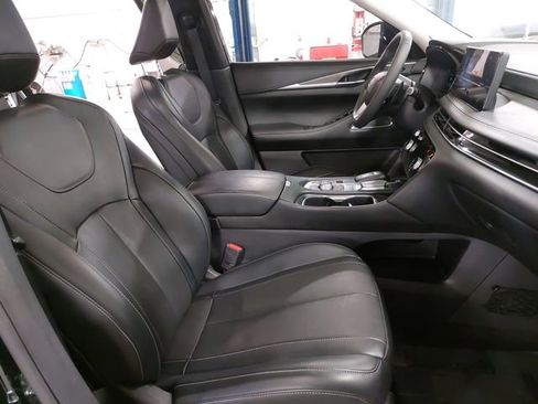Used 2023 INFINITI QX60 Luxe w/ Performance Audio Package FWD image 10