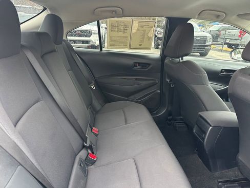 Used 2022 Toyota Corolla LE image 30