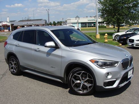 Used 2016 BMW X1 xDrive28i image 1