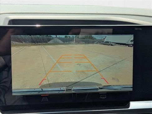 New 2025 GMC Sierra 1500 SLE image 15