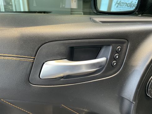 Used 2022 Dodge Charger Scat Pack RWD image 15
