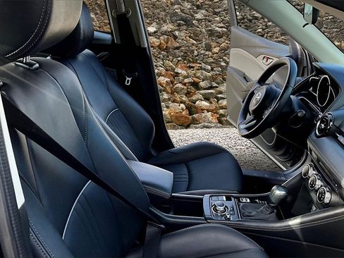 Used 2019 MAZDA CX-3 Touring w/ Touring I-ACTIVSENSE Package image 6