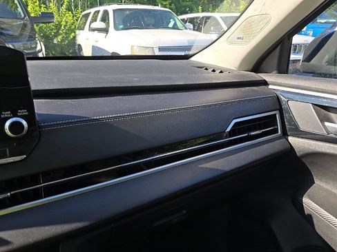 Used 2024 Mitsubishi Outlander SE FWD image 22
