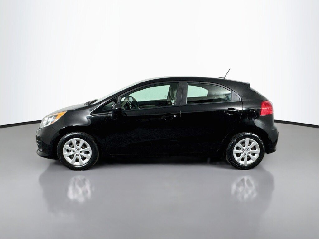 Used 2017 Kia Rio EX w/ Eco Package FWD image 2