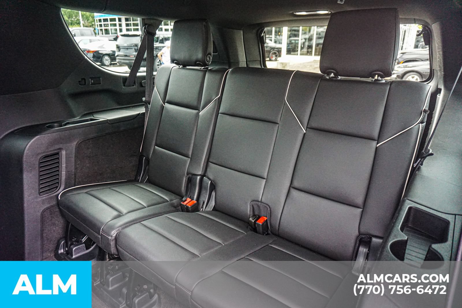 Used 2023 Cadillac Escalade ESV Sport w/ LPO, ONYX Package AWD/4WD image 22