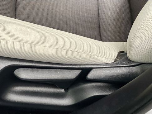 Used 2026 Toyota Corolla LE FWD image 15