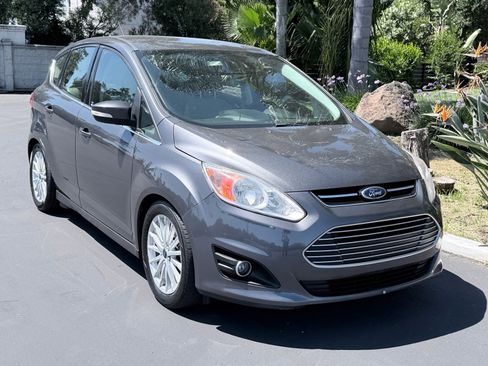 Used 2016 Ford C-MAX Energi SEL w/ Equipment Group 302A FWD image 4