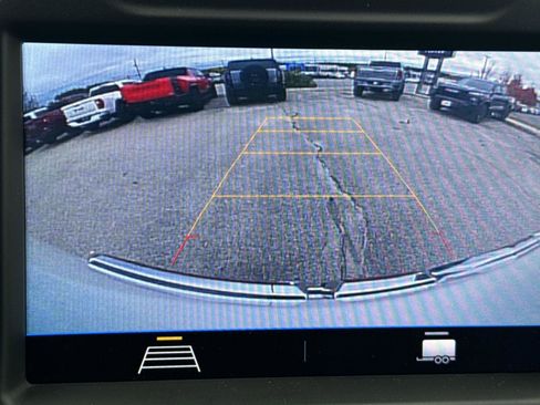 Used 2020 GMC Sierra 1500 SLE w/ Remote Start Package image 19