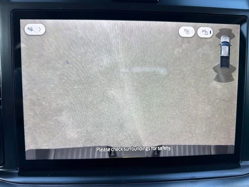 New 2026 Ford F250 Lariat w/ Black Appearance Package image 27