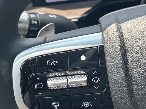 New 2027 Genesis GV80 2.5T Select AWD/4WD image 31