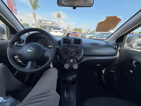 Used 2012 Nissan Versa S FWD image 6