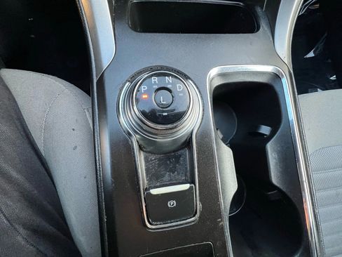 Used 2018 Ford Fusion S image 53