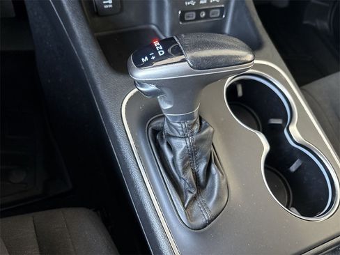 Used 2020 Dodge Durango SXT image 15