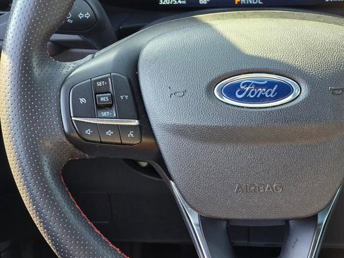 Used 2023 Ford Escape ST-Line Select AWD/4WD image 14