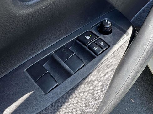 Used 2024 Toyota Corolla LE FWD image 14