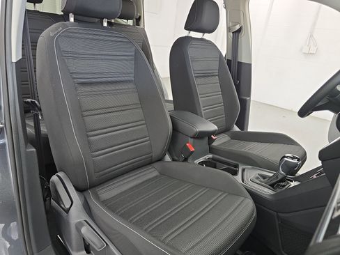 Certified 2024 Volkswagen Tiguan S image 10