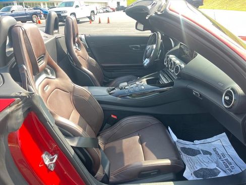 Used 2020 Mercedes-Benz AMG GT Roadster image 27