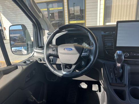 Used 2023 Ford Transit 350 XLT image 33