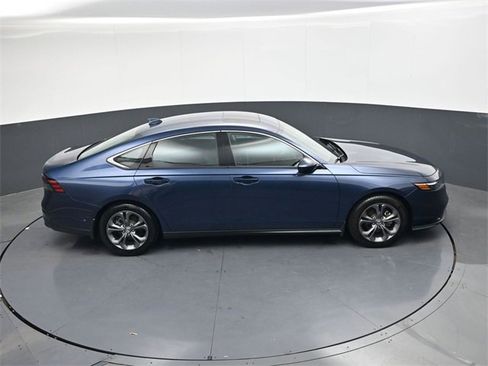 Used 2023 Honda Accord EX image 28