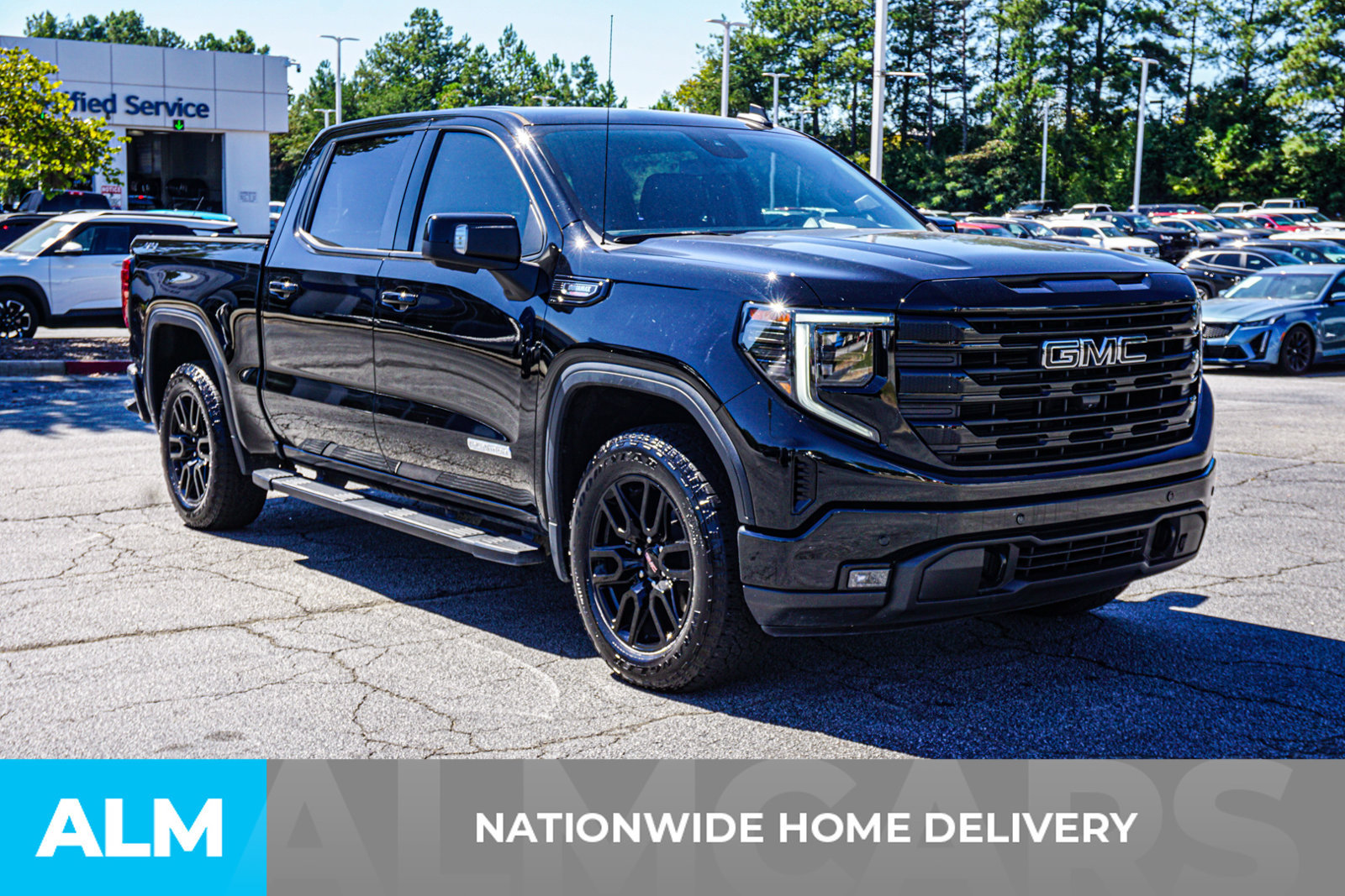 Used 2024 GMC Sierra 1500 Elevation w/ Elevation Premium Package AWD/4WD image 5