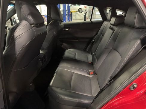 Used 2021 Toyota Venza XLE w/ Softex Package image 11