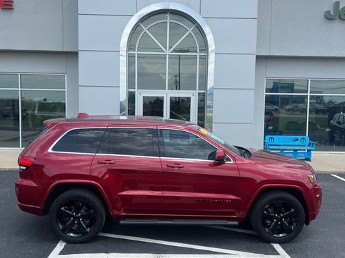 Used 2015 Jeep Grand Cherokee Altitude AWD/4WD image 1
