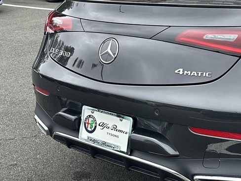Used 2025 Mercedes-Benz CLE 300 4MATIC Coupe image 12