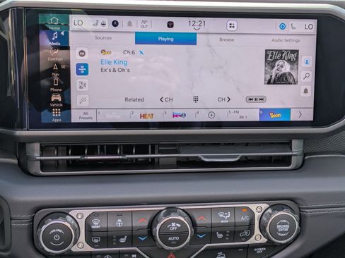 New 2025 Jeep Wrangler Rubicon w/ Technology Group image 19