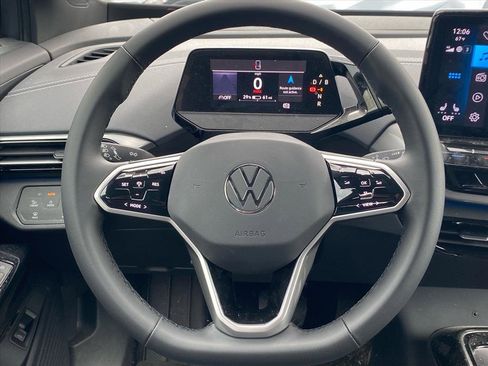 Certified 2023 Volkswagen ID.4 S image 7