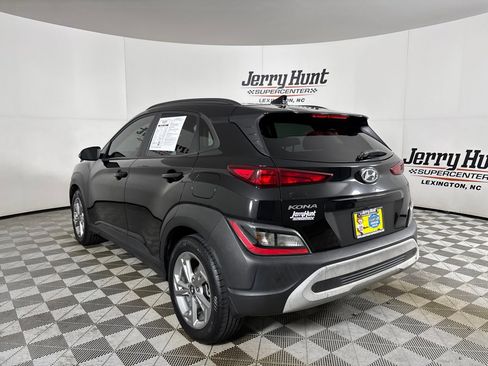 Used 2022 Hyundai Kona SEL w/ Cargo Package FWD image 6