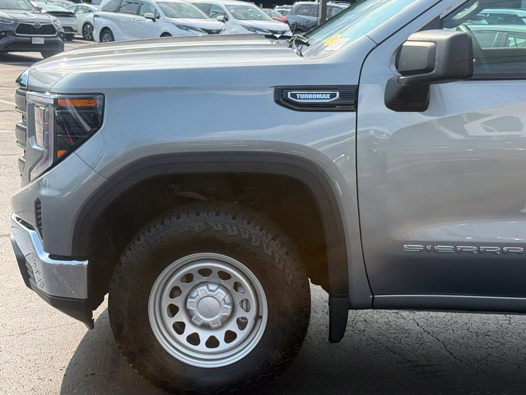 Used 2026 GMC Sierra 1500 Pro w/ Pro Value Package AWD/4WD image 2