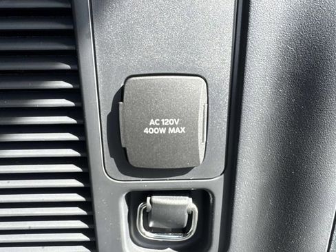 New 2026 Lincoln Navigator Reserve image 12