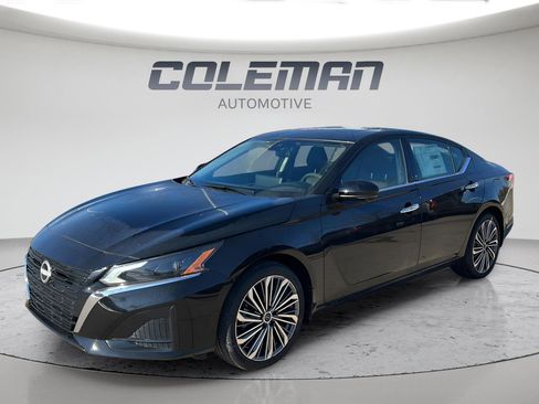 New 2025 Nissan Altima 2.5 SL image 1