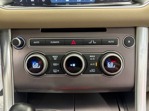 Used 2017 Land Rover Range Rover Sport HSE image 23