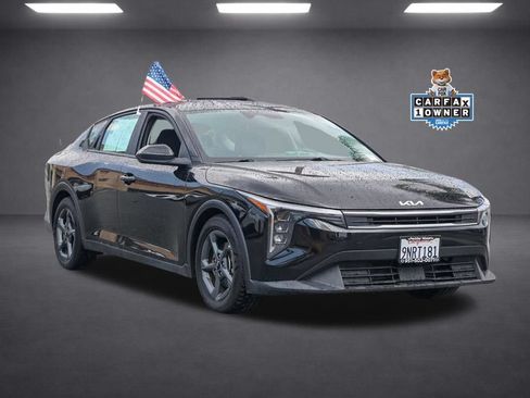 Used 2025 Kia K4 FWD image 2