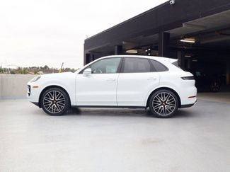 New 2026 Porsche Cayenne AWD/4WD video 2