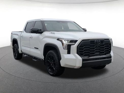 Used 2025 Toyota Tundra Limited w/ TRD Off-Road Package AWD/4WD image 8