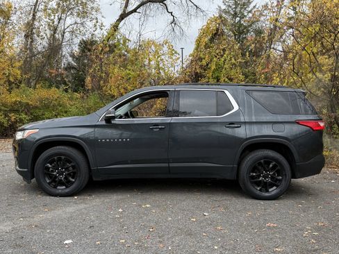 Used 2019 Chevrolet Traverse LT image 8