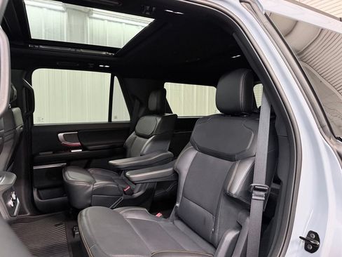 Used 2026 Ford Expedition Tremor AWD/4WD image 39