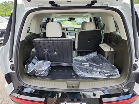 New 2025 Hyundai Santa Fe Calligraphy image 8