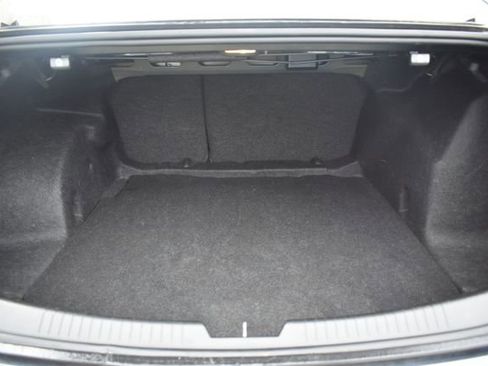 Used 2020 Chevrolet Malibu LT image 34