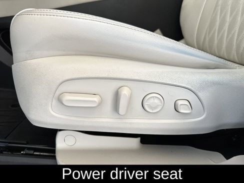 Used 2022 Buick Enclave Avenir w/ Avenir Technology Package image 16