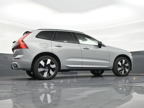 New 2025 Volvo XC60 T8 Plus w/ Protection Package Premier AWD/4WD image 26