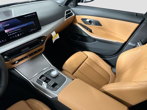 New 2026 BMW 330i Sedan w/ M Sport Package image 24